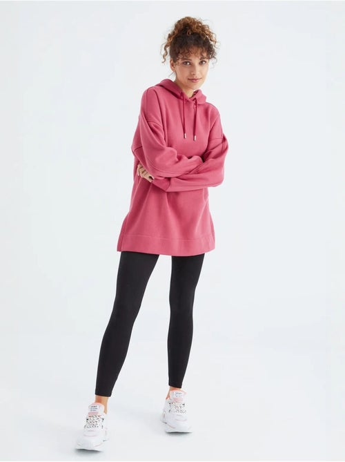 Sweat à capuche oversize avec poche tommy - Kiabi Sweat à capuche oversize avec poche tommy - Kiabi