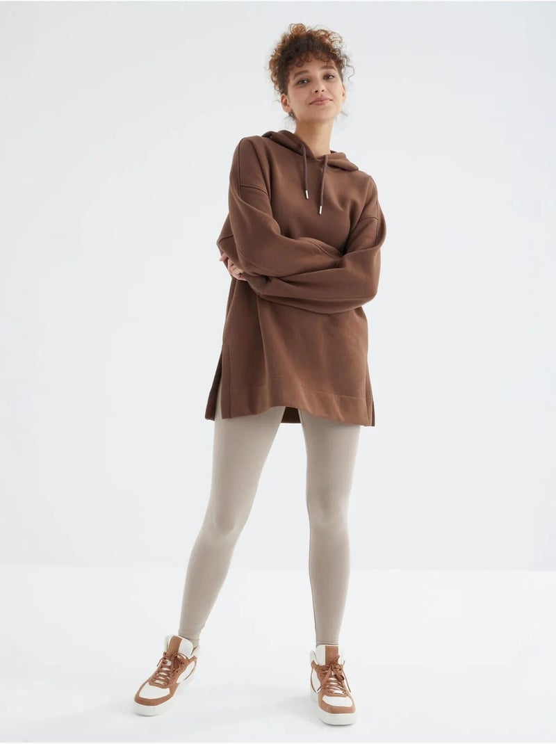 Sweat à capuche oversize avec poche tommy Marron - Kiabi