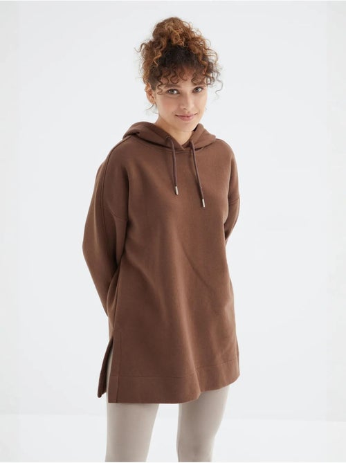Sweat à capuche oversize avec poche tommy - Kiabi Sweat à capuche oversize avec poche tommy - Kiabi