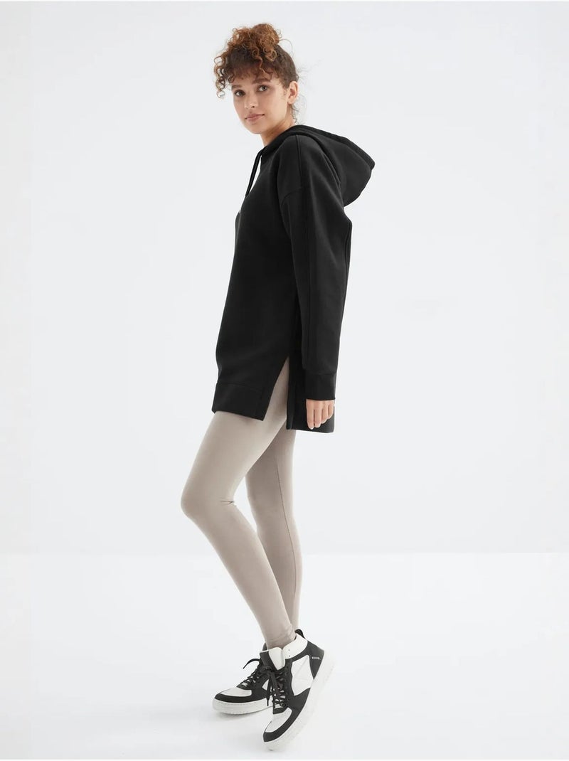 Sweat à capuche oversize avec poche tommy Noir - Kiabi
