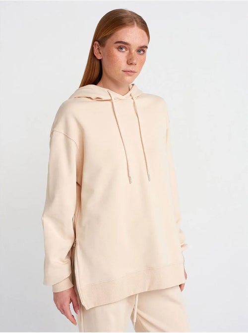 Sweat à capuche oversize en coton avec zip dilvin - Kiabi Sweat à capuche oversize en coton avec zip dilvin - Kiabi