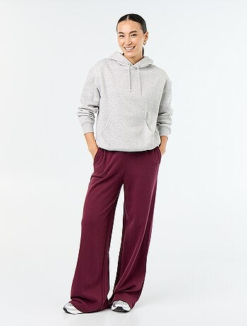 Sweat à capuche uni avec poche kangourou