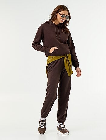 Sweat à capuche uni avec poche kangourou
