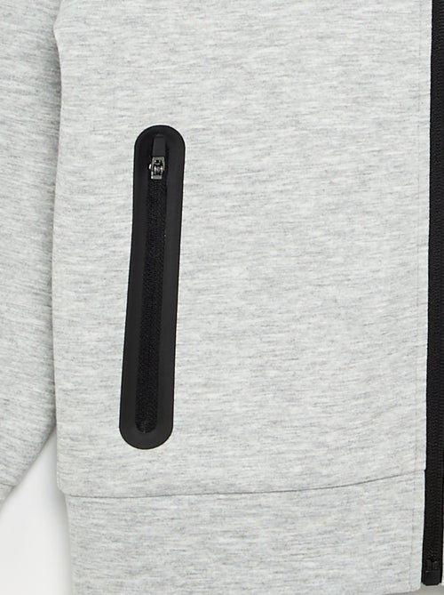 Sweat à capuche zippé avec 2 poches zippées - Kiabi Sweat à capuche zippé avec 2 poches zippées - Kiabi