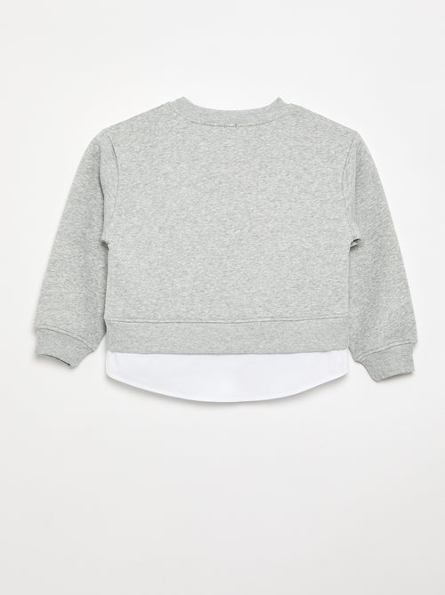 Sweat avec bas de chemise intégré et broderie poitrine - Kiabi