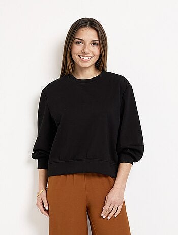 Sweat court col rond en maille douce