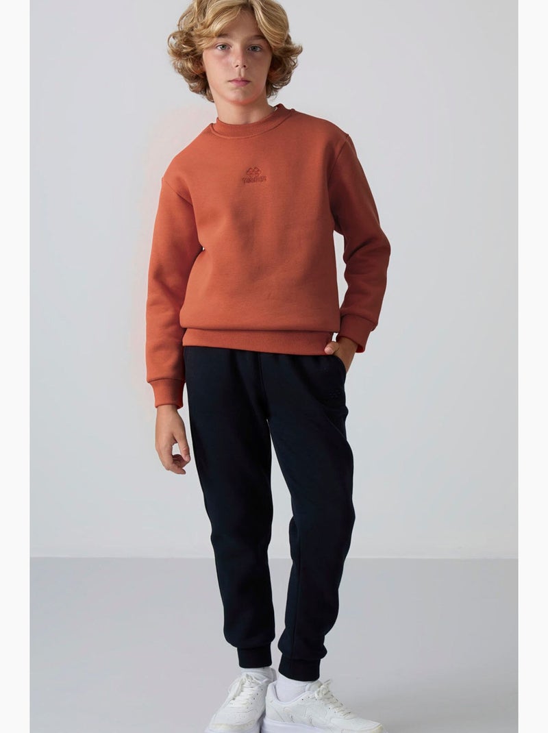 Sweat enfant à col rond brodé tommy Terracotta - Kiabi