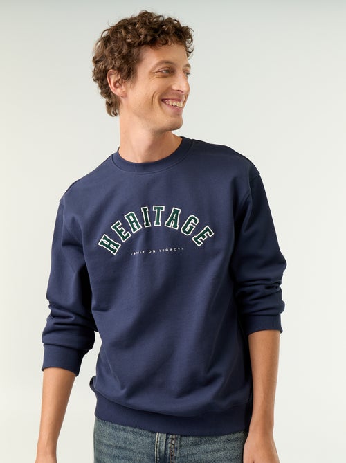 Sweat esprit sportswear avec inscriptions brodées - Kiabi Sweat esprit sportswear avec inscriptions brodées - Kiabi