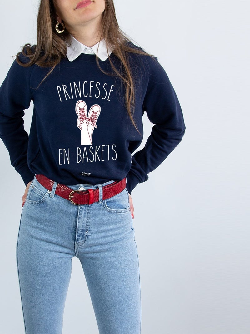 Sweat Femme - PRINCESSE EN BASKETS Bleu marine - Kiabi