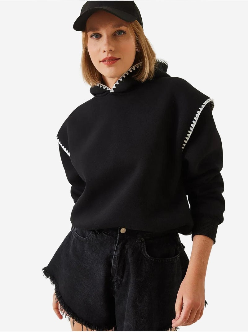 Sweat-shirt à capuche avec détails en dentelle lucci Noir - Kiabi