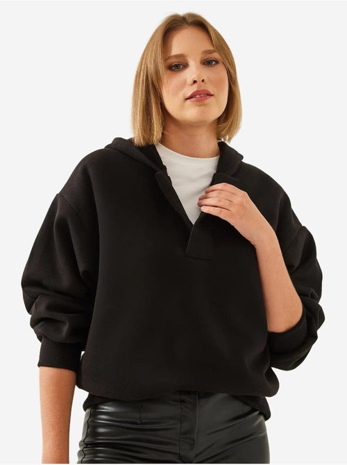 Sweat-shirt à capuche et col en v lucci - Kiabi Sweat-shirt à capuche et col en v lucci - Kiabi