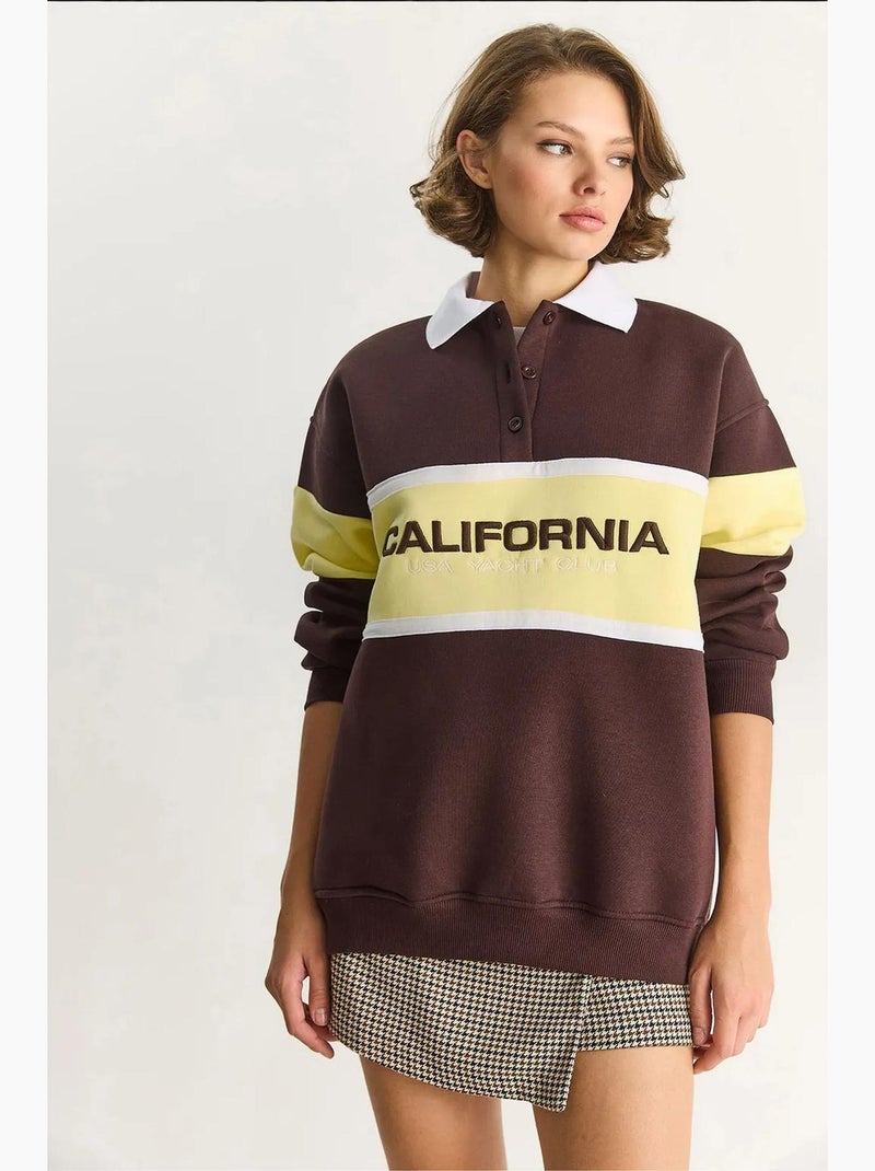 Sweat-shirt à col polo imprimé surdimensionné lucci Marron chocolat - Kiabi