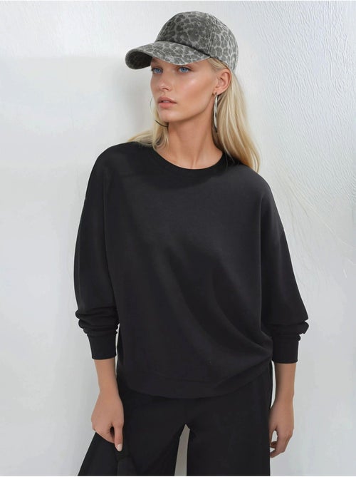 Sweat-shirt à col rond coupe décontractée busem - Kiabi Sweat-shirt à col rond coupe décontractée busem - Kiabi