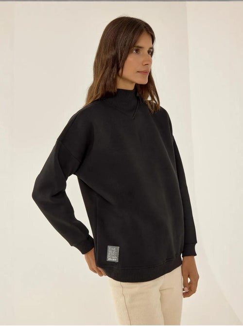 Sweat-shirt à col roulé mi-long coupe décontractée - Kiabi Sweat-shirt à col roulé mi-long coupe décontractée - Kiabi