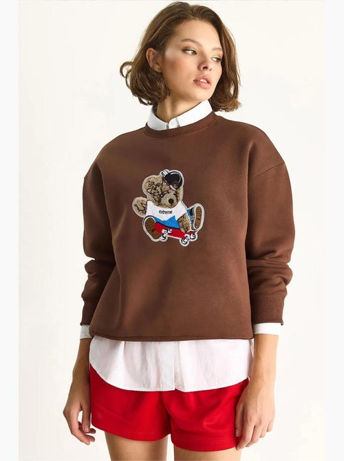 Sweat-shirt à manches longues et col ras du cou brodé lucci - Kiabi Sweat-shirt à manches longues et col ras du cou brodé lucci - Kiabi