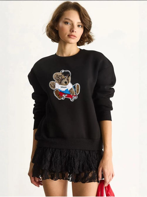 Sweat-shirt à manches longues et col ras du cou brodé lucci - Kiabi Sweat-shirt à manches longues et col ras du cou brodé lucci - Kiabi