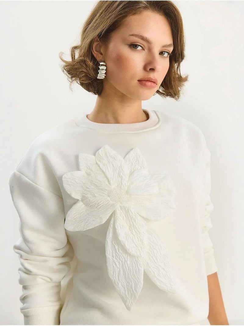Sweat-shirt à manches longues et col rond avec détails d'accessoires lucci Blanc - Kiabi