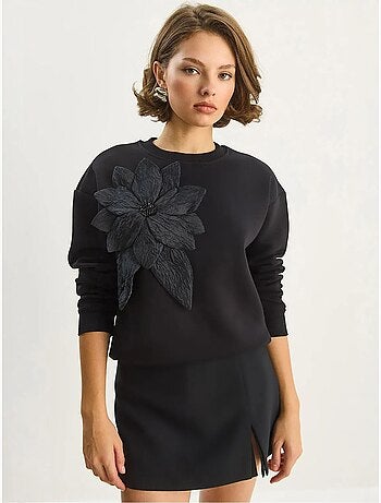 Sweat-shirt à manches longues et col rond avec détails d'accessoires lucci