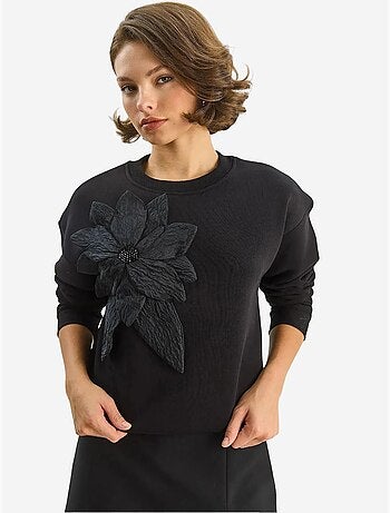 Sweat-shirt à manches longues et col rond avec détails d'accessoires lucci