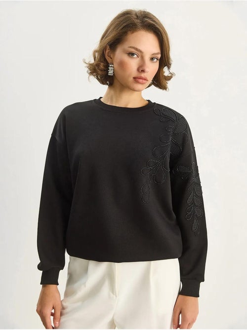 Sweat-shirt à manches longues et col rond brodé lucci - Kiabi Sweat-shirt à manches longues et col rond brodé lucci - Kiabi