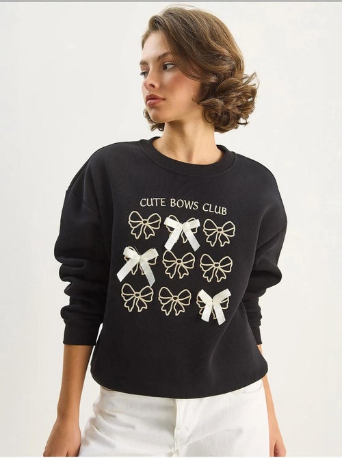 Sweat-shirt à manches longues et col rond imprimé côtelé lucci - Kiabi Sweat-shirt à manches longues et col rond imprimé côtelé lucci - Kiabi