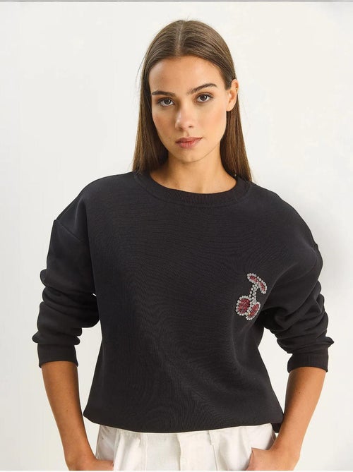 Sweat-shirt brodé à col rond et coupe décontractée lucci - Kiabi Sweat-shirt brodé à col rond et coupe décontractée lucci - Kiabi