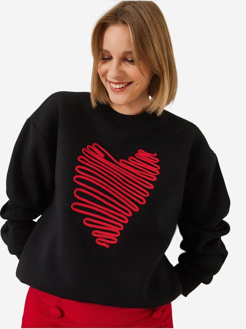 Sweat-shirt brodé cœur lucci - Kiabi Sweat-shirt brodé cœur lucci - Kiabi