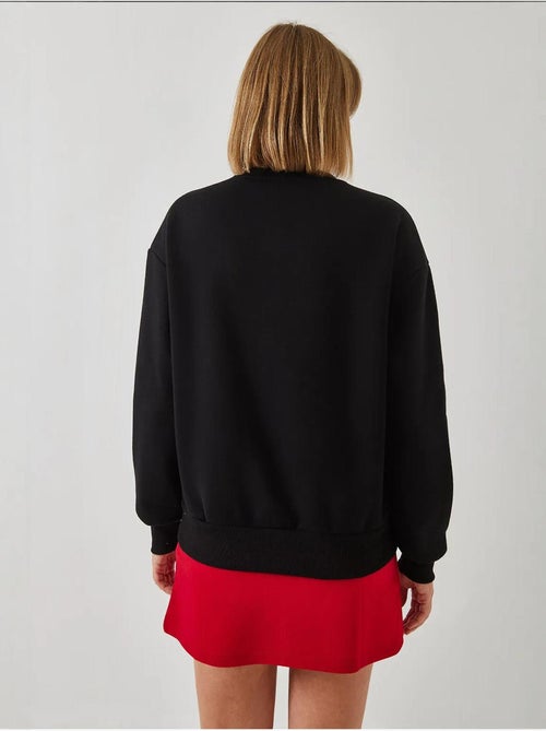 Sweat-shirt brodé cœur lucci - Kiabi Sweat-shirt brodé cœur lucci - Kiabi