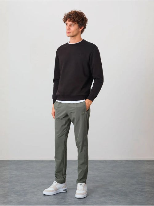 Sweat-shirt homme coupe regular à col rond tommy - Kiabi Sweat-shirt homme coupe regular à col rond tommy - Kiabi