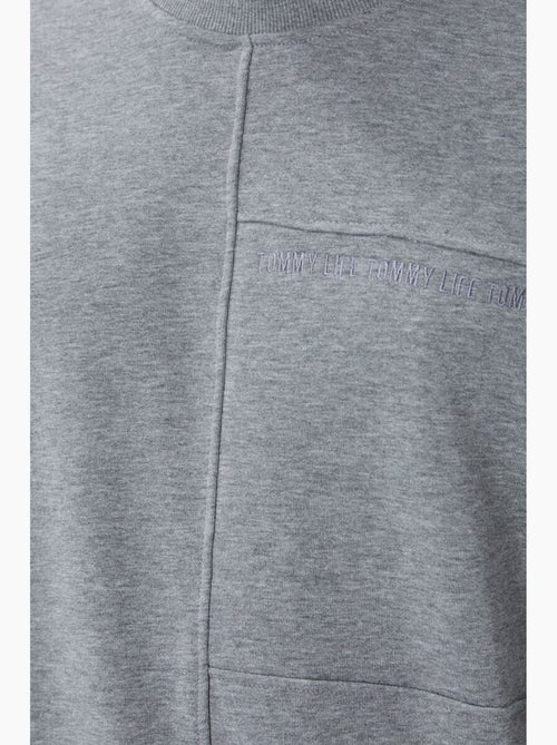 Sweat-shirt homme uni à col rond tommy - Kiabi Sweat-shirt homme uni à col rond tommy - Kiabi