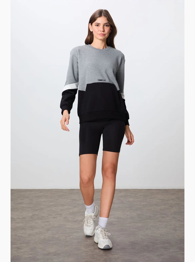 Sweat-shirt oversize à blocs de couleur et col rond tommy Gris Noir - Kiabi