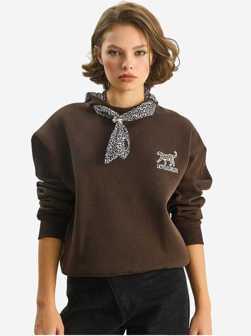 Sweat-shirt ras du cou brodé à imprimé léopard lucci - Kiabi Sweat-shirt ras du cou brodé à imprimé léopard lucci - Kiabi