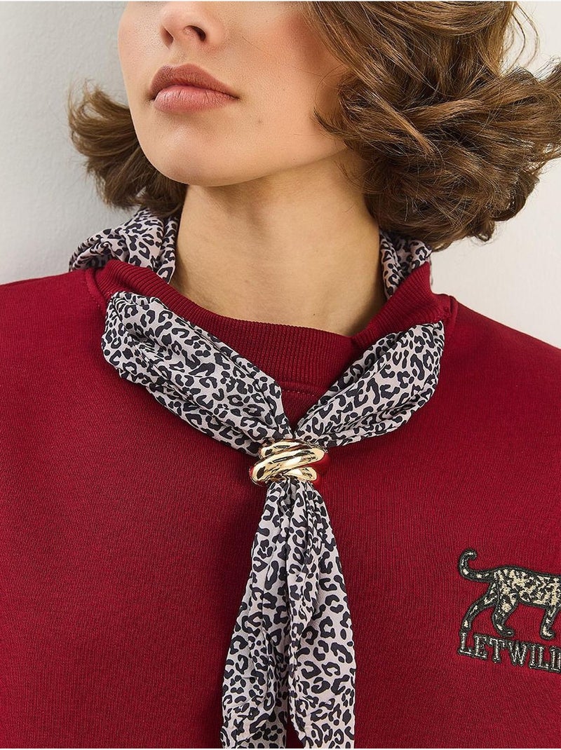 Sweat-shirt ras du cou brodé à imprimé léopard lucci Rouge bordeaux - Kiabi