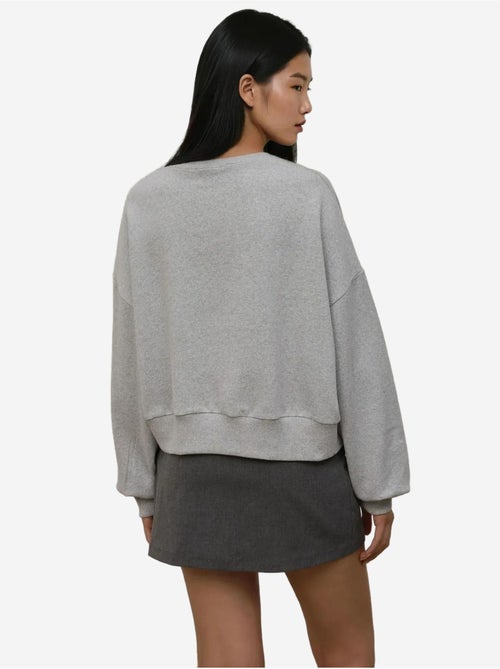 Sweat-shirt ras du cou brodé - Kiabi Sweat-shirt ras du cou brodé - Kiabi