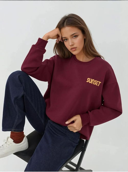 Sweat-shirt ras du cou brodé - Kiabi Sweat-shirt ras du cou brodé - Kiabi