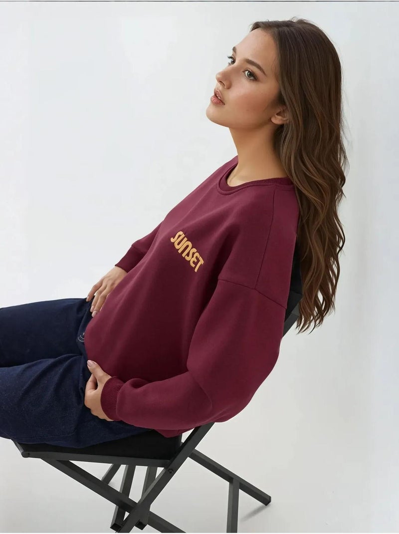 Sweat-shirt ras du cou brodé Rouge cachemire - Kiabi