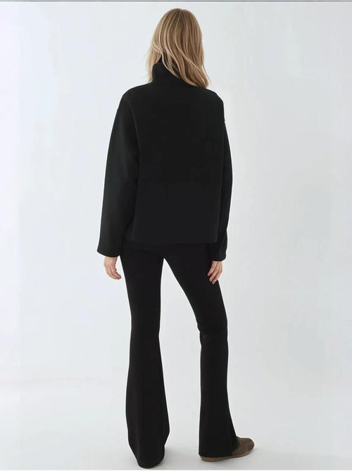 Sweat-shirt zippé à manches longues et coupe décontractée avec col chemise hiccup - Kiabi Sweat-shirt zippé à manches longues et coupe décontractée avec col chemise hiccup - Kiabi