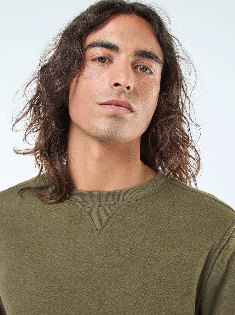 Sweat uni à col rond en molleton gratté Kaki - Kiabi