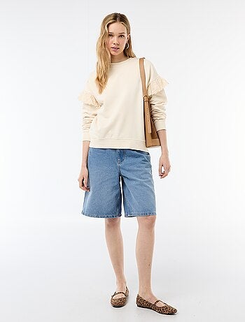 Sweat uni avec volants en borderies anglaises sur les manches