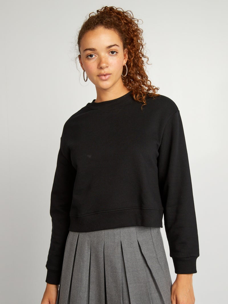 Sweat uni forme cropped noir - Kiabi