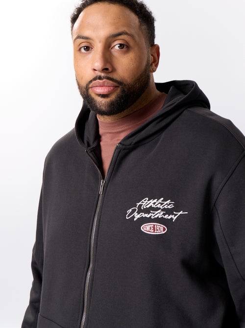 Sweat zippé à capuche avec inscriptions brodées - Kiabi Sweat zippé à capuche avec inscriptions brodées - Kiabi