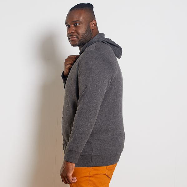 gros sweat capuche