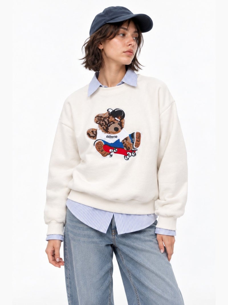 Sweatshirt brodé à col rond et manches longues hiccup Blanc cassé - Kiabi