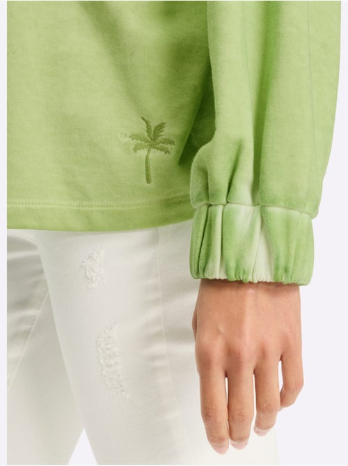 Sweatshirt Délavage > Tendance - Taille Standard - Helline - Kiabi Sweatshirt Délavage > Tendance - Taille Standard - Helline - Kiabi