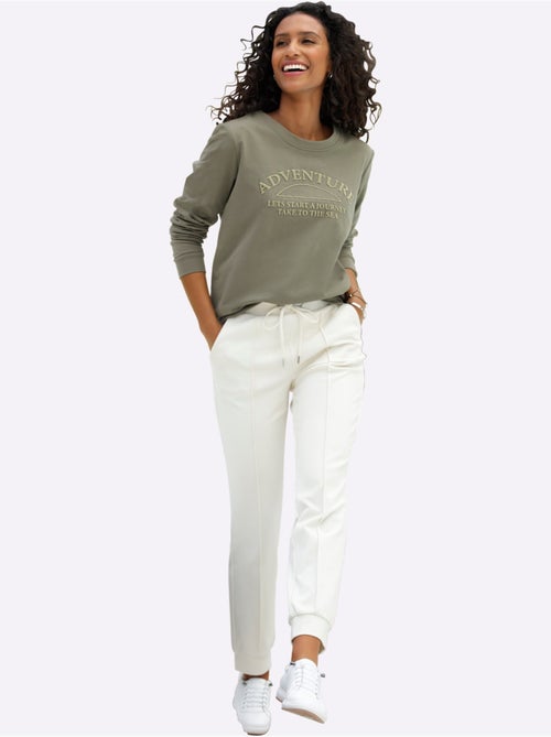 Sweatshirt Impression Caoutchoutée Douce - Taille Standard - Helline - Kiabi Sweatshirt Impression Caoutchoutée Douce - Taille Standard - Helline - Kiabi