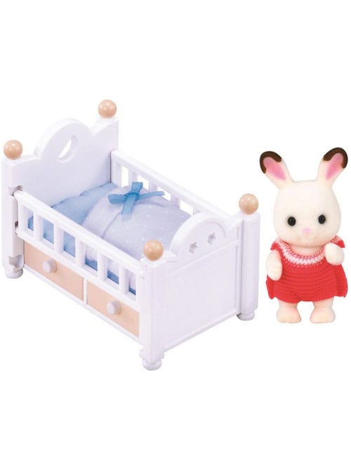 Sylvanian Family 5017 : Bébé lapin chocolat dans son lit - Kiabi Sylvanian Family 5017 : Bébé lapin chocolat dans son lit - Kiabi