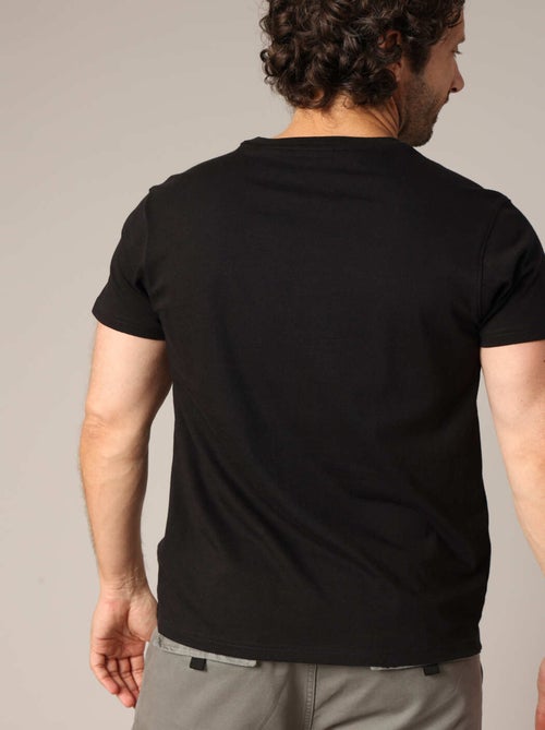 T-shirt 100% coton avec illustration originale d'un skieur barbu au style vintage. 'Deeluxe' - Kiabi