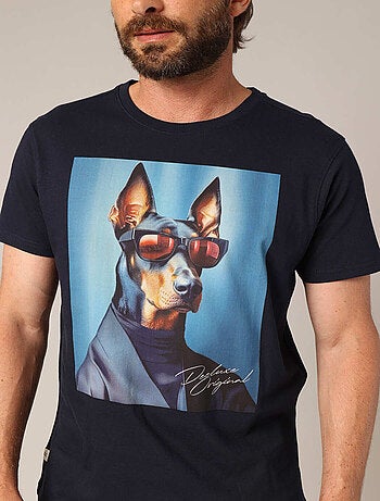 T-shirt 100% coton avec imprimé original d'un chien en costume et lunettes 'Deeluxe'