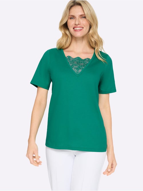T-shirt 2 en 1 avec col V et empiècement floral - Taille standard - Moda Vilona - Kiabi T-shirt 2 en 1 avec col V et empiècement floral - Taille standard - Moda Vilona - Kiabi