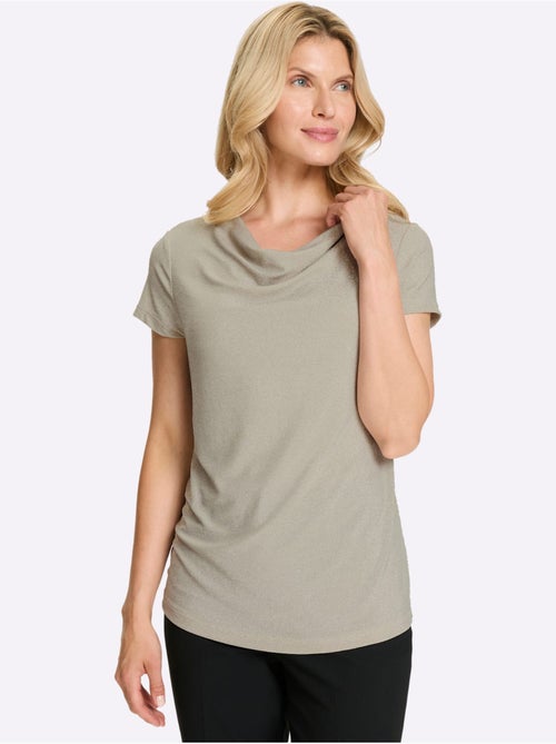 T-shirt à Col Bénitier Col Bénitier - Taille Standard - Moda Vilona - Kiabi T-shirt à Col Bénitier Col Bénitier - Taille Standard - Moda Vilona - Kiabi